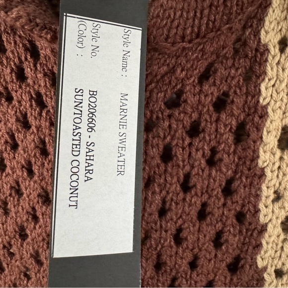 NWT Steve Madden women’s Marnie sweater crochet button front Top Brown/Tan Small - Picture 5 of 8